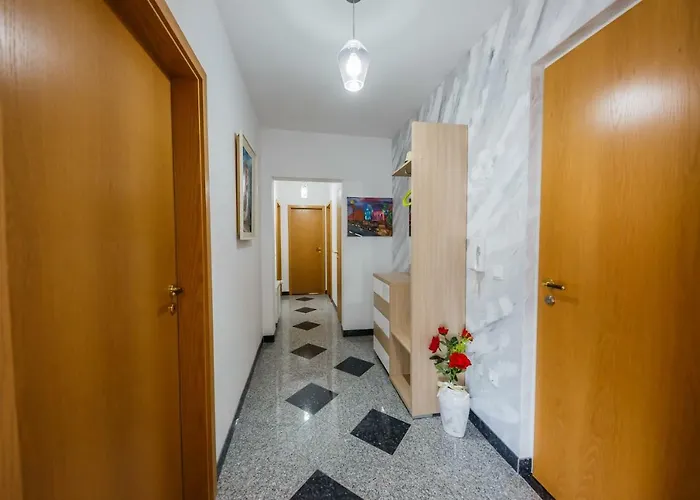 Lucija Apartament Kaštela