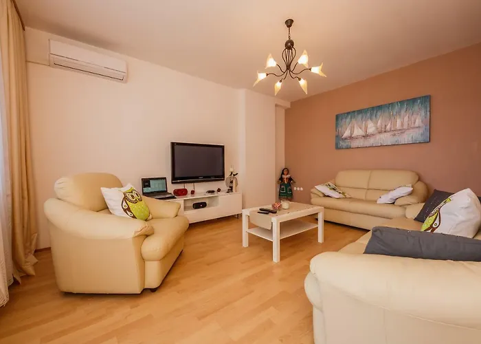 Lucija Apartament Kaštela