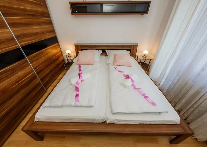 Apartament Lucija *