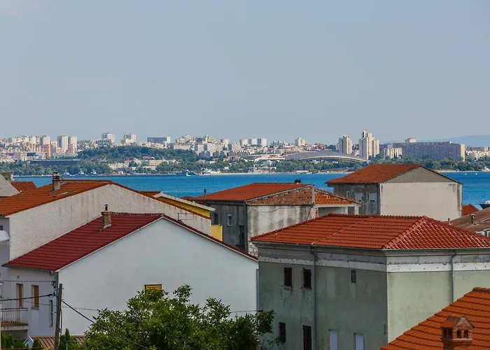 Lucija Apartament Kaštela